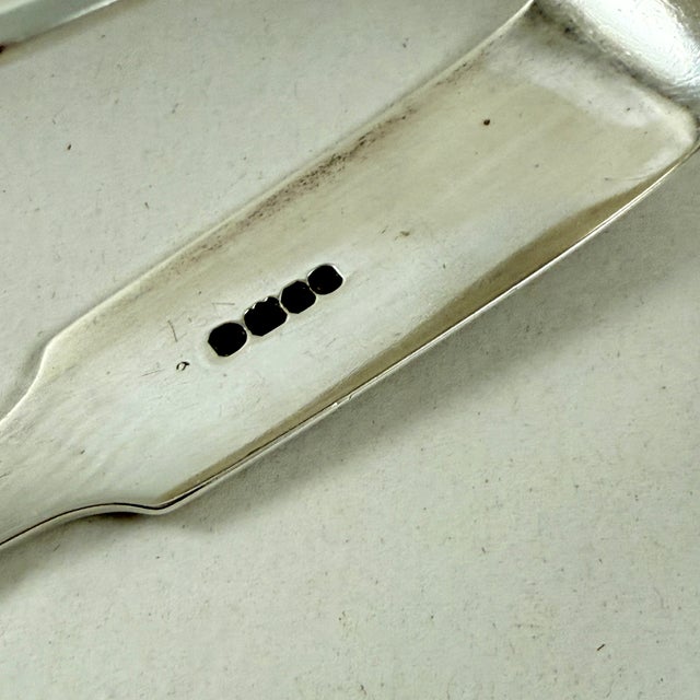 Estate William Eaton English Sterling Silver Master Asparagus Tongs For Sale - Image 11 of 11