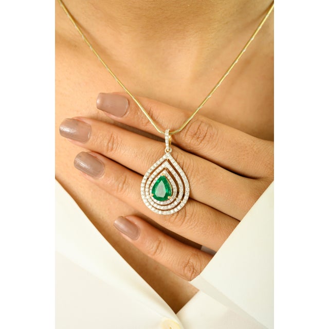 Metal Triple Halo Pear Cut Emerald Pendant in 18k Solid Gold For Sale - Image 7 of 10