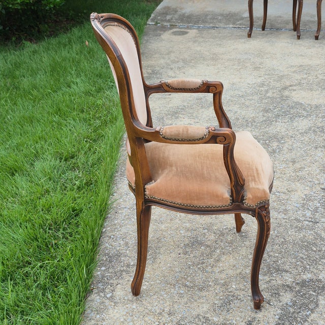 1980s 1980s Chateau d'Ax Louis XV Carved Walnut & Cocoa Velvet Open Arm Fauteuil Accent Chair For Sale - Image 5 of 8