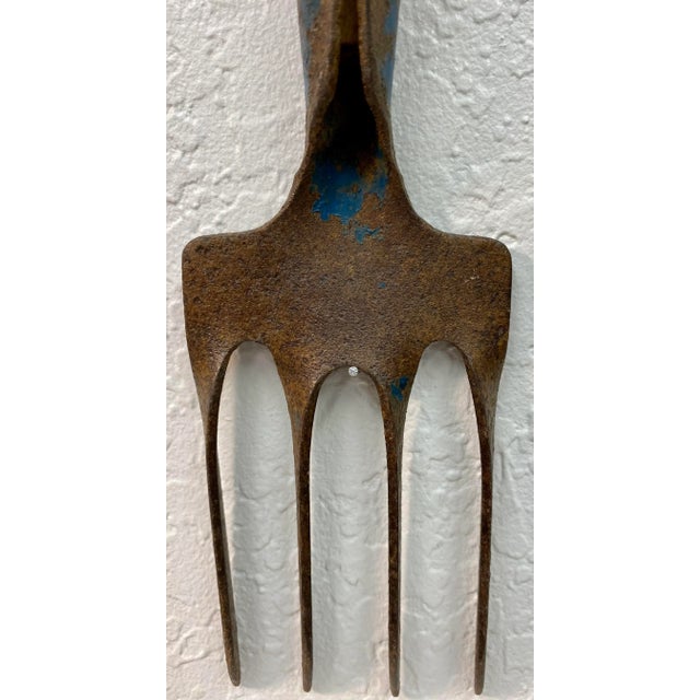 Mid 20th Century Vintage Small Blue Metal Garden Fork With Wooden Handle From England For Sale - Image 5 of 9