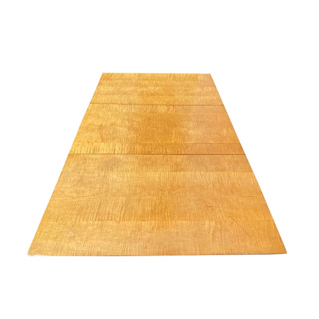 Late 20th Century Vintage Federal Style Tiger Maple Gateleg Dining Table With Bold Grain and Large Drawer For Sale - Image 11 of 12