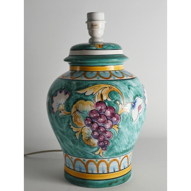 Deruta Porcelain Table Lamp with Hand-Painted Grape Decoration, Italy, 1960s For Sale - Image 13 of 17