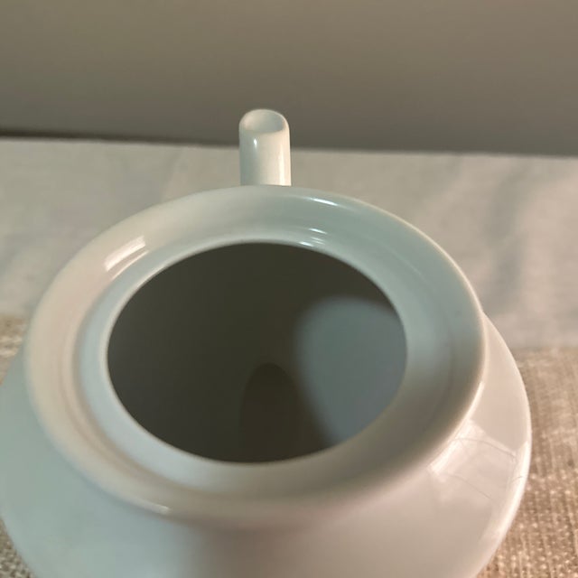 Antique Jahre Bareuther Ceramic Tea Pot in White For Sale - Image 4 of 7