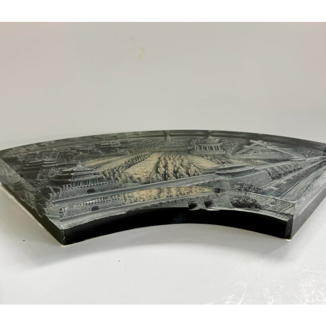 Gray 1990s 3d Laser-Etched Curved Acrylic Sculpture – Terracotta Warriors Excavation Scene – 11.5” Wall Art Display Piece For Sale - Image 8 of 12