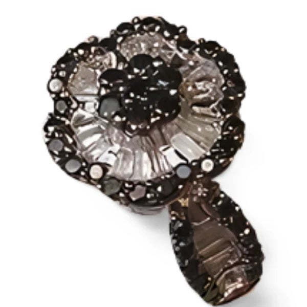 Discover the perfect blend of elegance and style with this 14K White Gold Diamond Floral Ring. The design features...