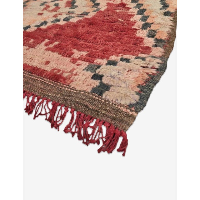 1980s Handwoven Wool Moroccan Rug - 4.6 X 2.9 Ft For Sale - Image 5 of 6