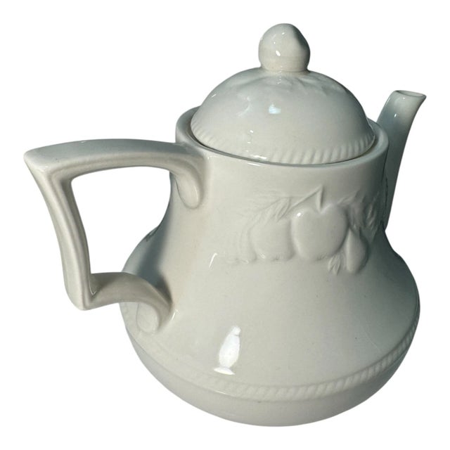 Mid-20th-Century English Pottery Teapot With Embossed Grape Motif For Sale - Image 4 of 16