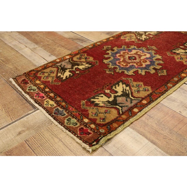 Vintage Turkish Yastik Rug - 01'09 X 03'03 For Sale In Dallas - Image 6 of 8