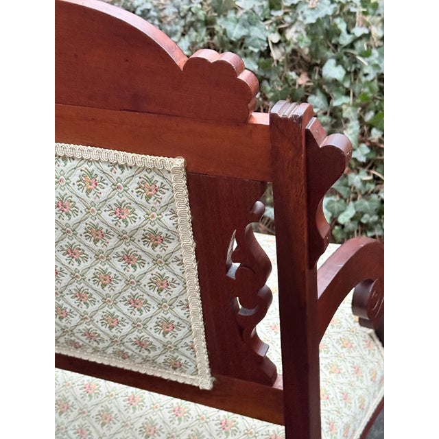 Late 19th Century Carved Victorian / Eastlake Settee For Sale - Image 4 of 7