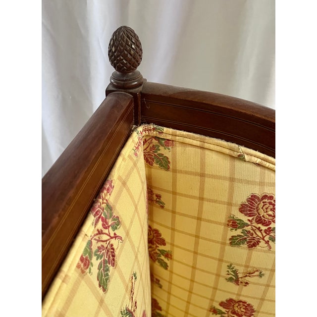 Vintage Sheraton Style Upholstered Settee For Sale In San Antonio - Image 6 of 11
