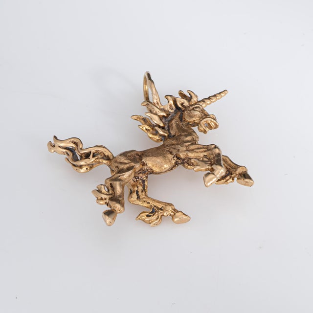 Modern 1970s Vintage Unicorn Pendant 10k Yellow Gold Estate Charm Animal Jewelry For Sale - Image 3 of 4
