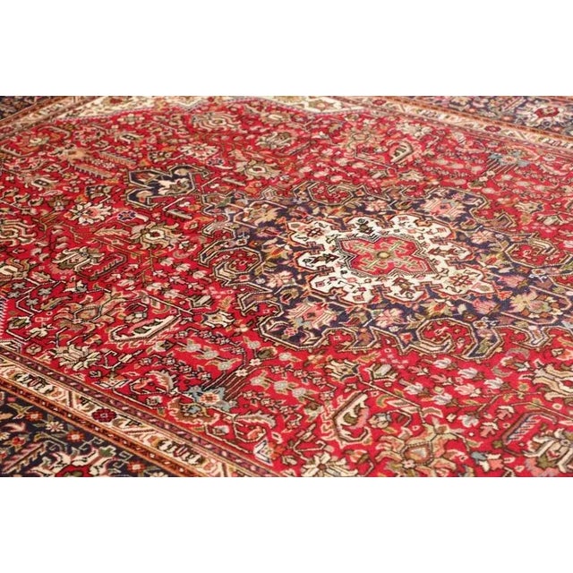 Textile Middle Eastern Hand-Knotted Rug in Wool For Sale - Image 7 of 11