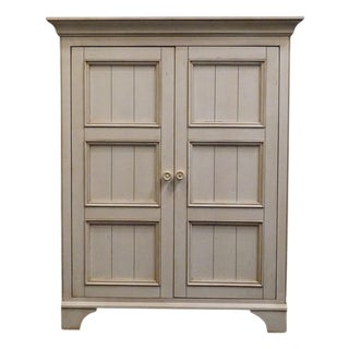 Ethan Allen New Country Collection 46" Media Armoire / Entertainment Cabinet 33-9810 - 610 Cotton Finish For Sale