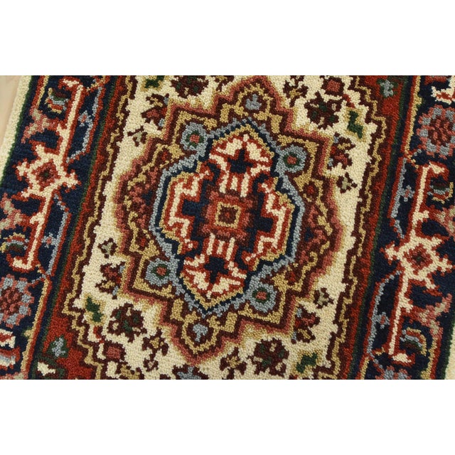 Heriz Rug 2′ X 3′ Ivory Wool Traditional Hand-Knotted Oriental Carpet For Sale - Image 4 of 8