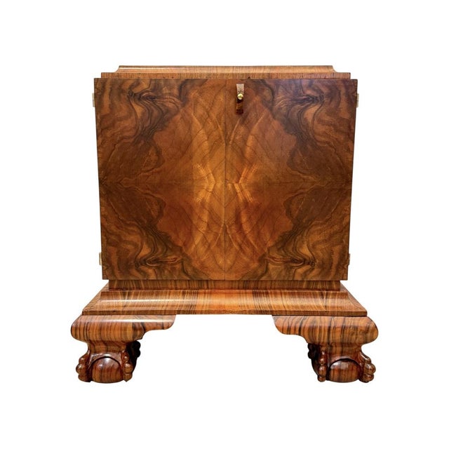 Art Deco Cabinet in Walnut and Walnut Root Veneer, Central Europe, 1930s For Sale - Image 12 of 12
