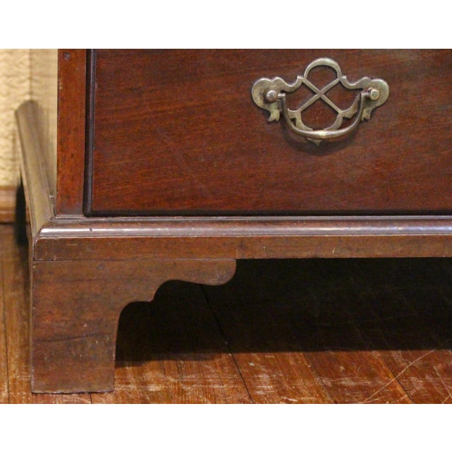 Mid-18th Century George III Mahogany Bachelor's Chest For Sale - Image 9 of 9