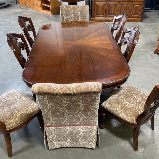 Century Furniture Apothecaries Hall Mahogany Extension Dining Table Set ...
