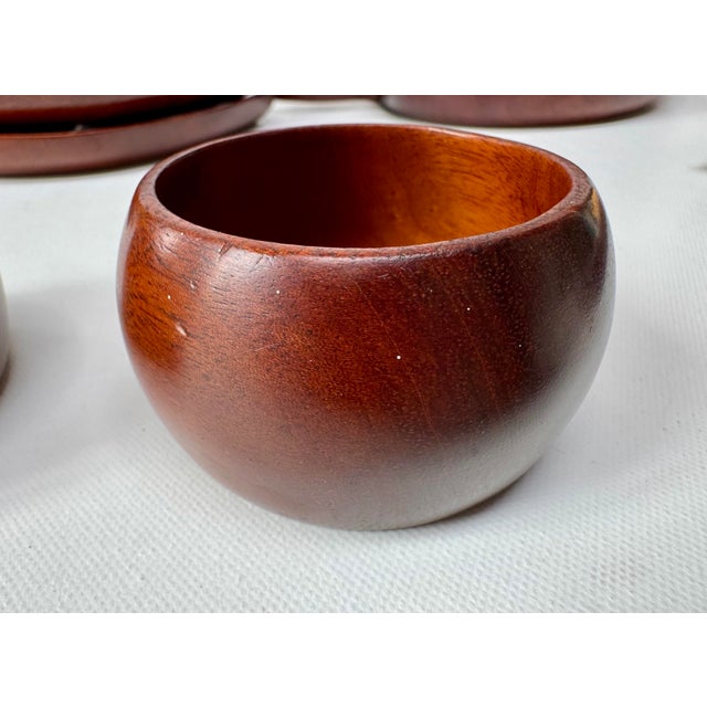 Vintage Caribcraft Mahogany Apple Snack Plates and Cups, Set of 13 For Sale - Image 13 of 15