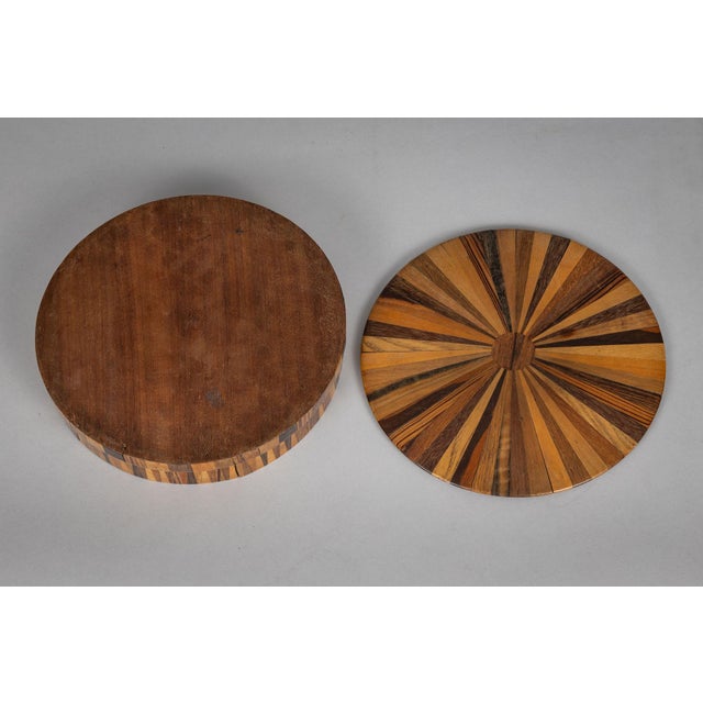 Mid 19th Century French Specimen Wood Round Box For Sale In Boston - Image 6 of 7