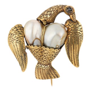 Ealry 20th Century Victorian Pearl Diamond 14k Yellow Gold Bird Brooch For Sale