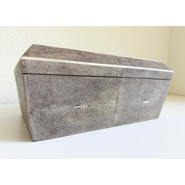 Large R & Y Augousti Shagreen Box With Bone Inlay, Late 20th Century For Sale - Image 14 of 18
