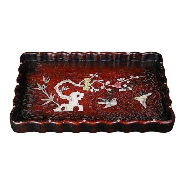 Late 20th Century Scalloped Wooden Tray With Mother-of-Pearl Bird and Bamboo Inlay For Sale