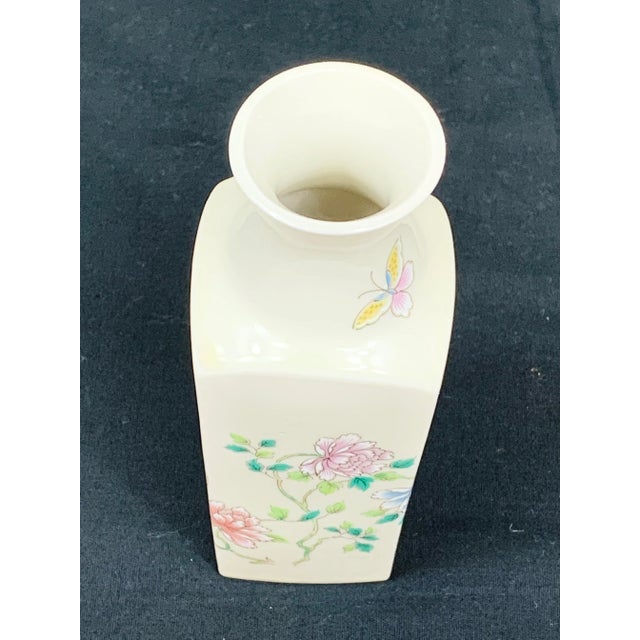 Vintage Cho Cho Chinoiserie Floral Vase For Sale In New Orleans - Image 6 of 11