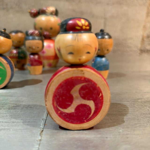 1960s Group of Vintage Japanese Kokeshi Bobble Head Dolls Mid Century Japan For Sale - Image 5 of 17