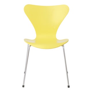 Danish Series 7 Chair Model 3107 in Yellow by Arne Jacobsen for Fritz Hansen, 1990s For Sale