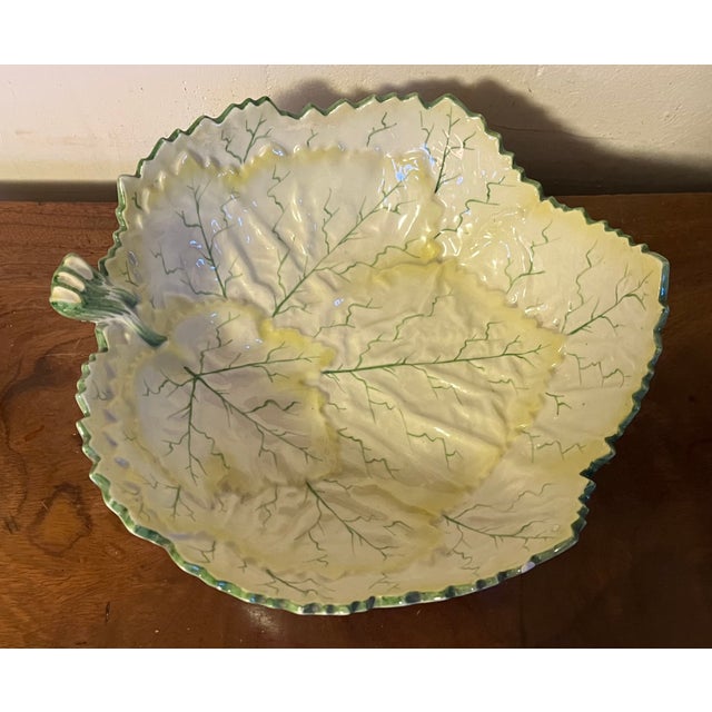 Green Large Portuguese Majolica Pottery Leaf Centerpiece or Serving Bowl For Sale - Image 8 of 13
