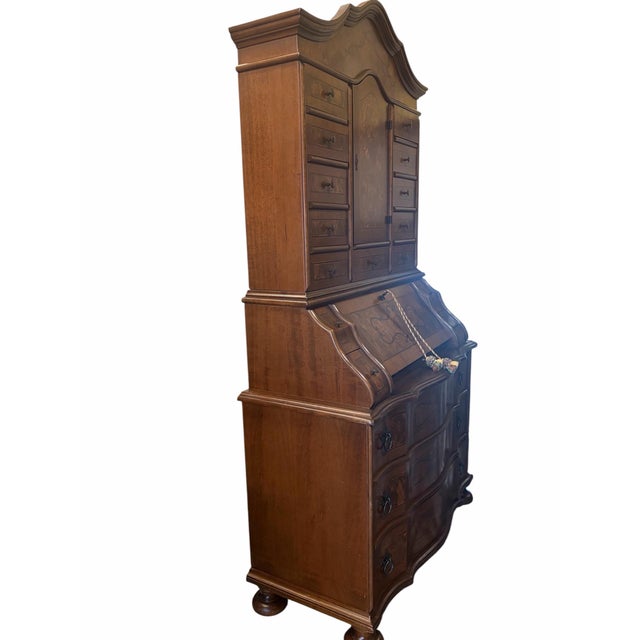 Fine 20th Century Marquetry Inlay Italian Secretaire For Sale In Philadelphia - Image 6 of 12