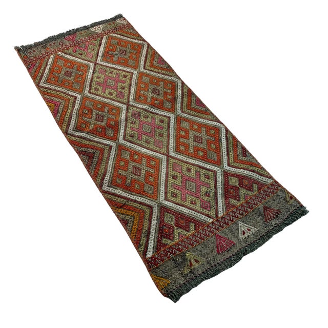 Vintage Turkish Kilim Rug, 94 X 40 cm. Pretty little Turkish Kilim, made in the 1960s, this is a lovely central Turkish...
