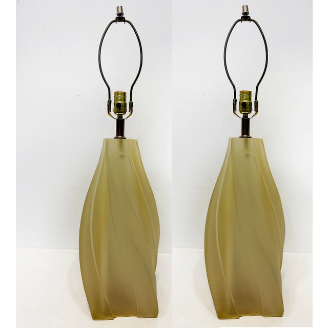 1970s Modernist Paolo Gucci Freeform Molded Table Lamps, Signed Pair Offered for sale is a pair of 1970s modernist lucite...