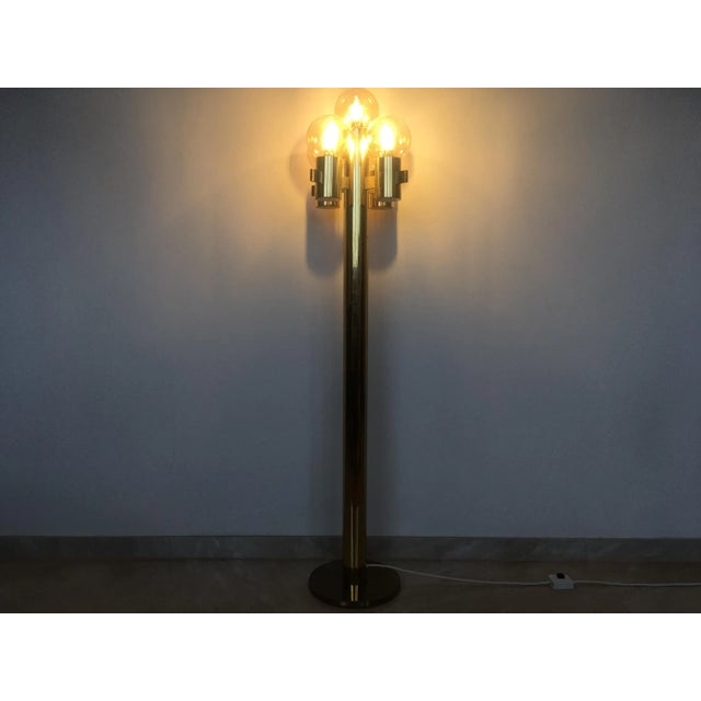 1970s Mid-Century Italian Brass and Murano Glass Floor Lamp by Gaetano Sciolari, 1970s For Sale - Image 5 of 7