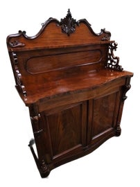 Example of Chiffoniers