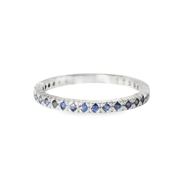 Mid-Century Modern Mid 20th Century 14k White Gold Sapphire Eternity Wedding Band, Size 7 For Sale - Image 3 of 4