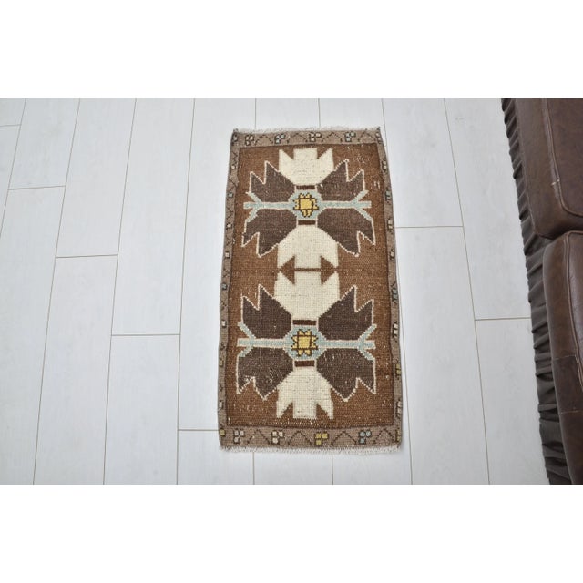 Vintage Brown Color Handmade Turkish Door Mat For Sale In Phoenix - Image 6 of 6