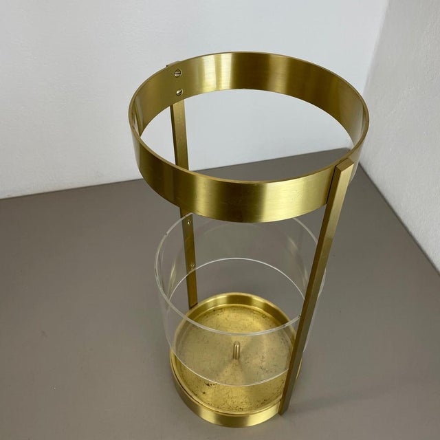 Hollywood Regency Brass Acryl Glass Umbrella Stand, Italy, 1970s For Sale - Image 14 of 18