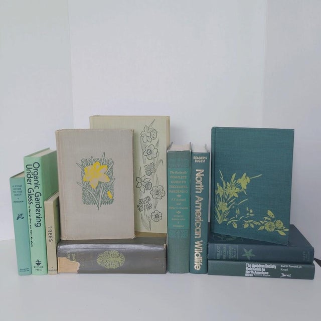 Paper Vintage Mid Century Green Gardening, Birds, Wildlife, & Botanical Books Set of 11 For Sale - Image 7 of 7