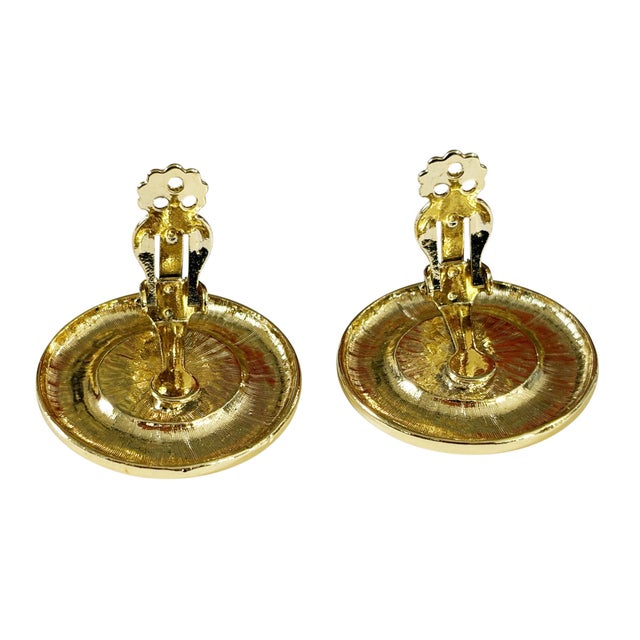 Vintage Elegant Gold Tone and Black Enamel Modernist Clip- On Earrings For Sale In New York - Image 6 of 6