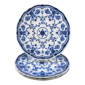 English New Wharf Pottery Conway Pattern Flow Blue Plates, Circa 1890, Set of Four
