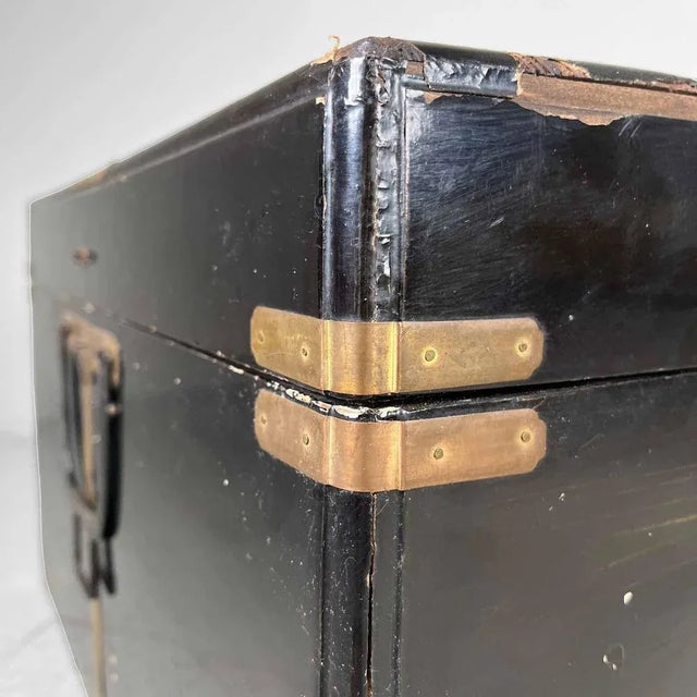 Antique Japanese Laquer Travel Case, 1890s For Sale - Image 4 of 12