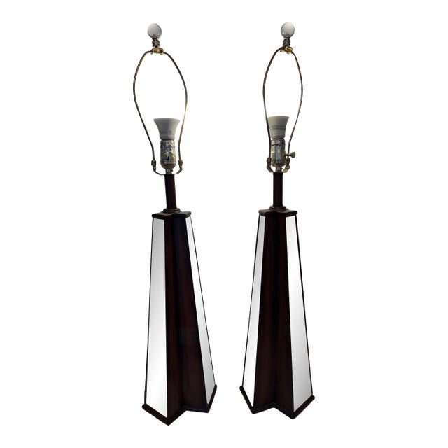 1970s Hollywood Regency Pyramidal Design Mirrored Glass Paneled Table Lamps-a Pair For Sale