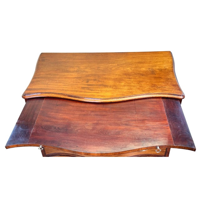 Georgian Mahogany Serpentine Chest of Drawers, 1760 For Sale - Image 6 of 10