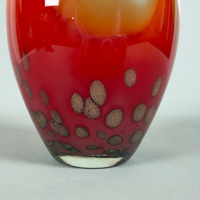 Gold Murano Glass Vase in White and Red, 1970s For Sale - Image 8 of 11