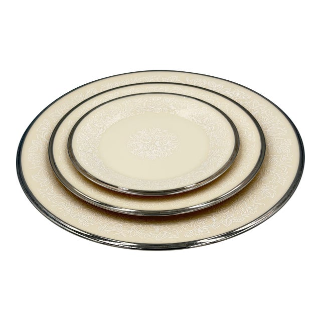 1990s Lenox Moonspun China Platinum Trim Dinner, Salad, Bread 3pc Plate Set For Sale