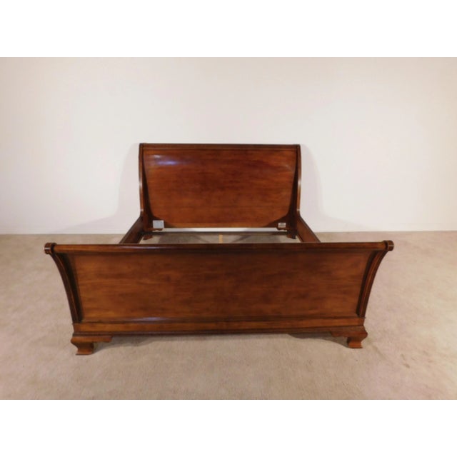 Massive Henredon Aston Court Mahogany Carved King Kingsize Sleigh Bed