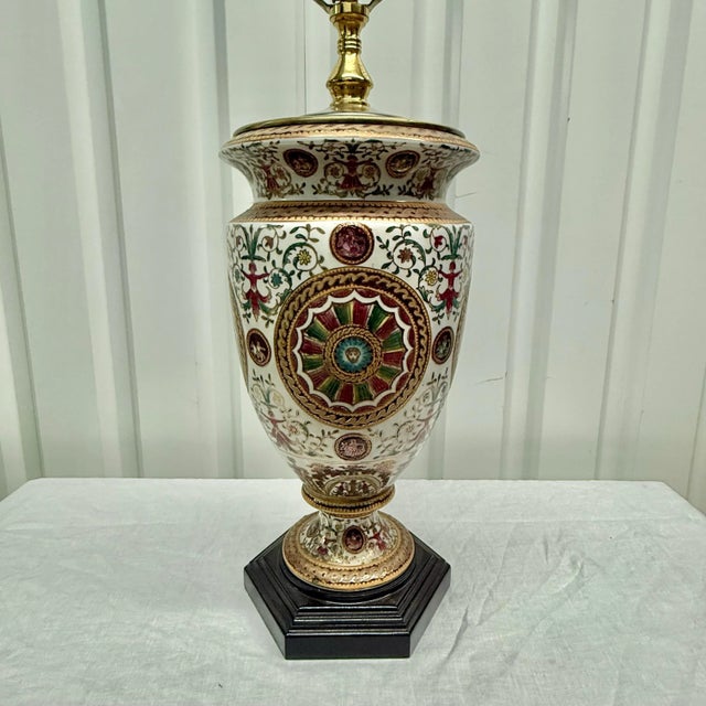 Transform your living space with the exquisite Vintage Oriental Accents Table Lamp, a stunning piece that beautifully...