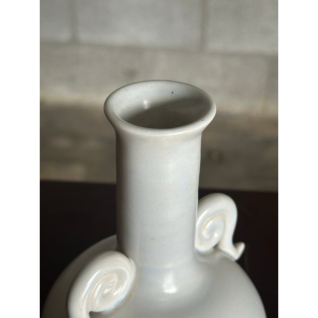 1940s 1940s Matte White Earthenware Vase by Eva Jancke Björk - Bobergs Fajans Sweden For Sale - Image 5 of 7