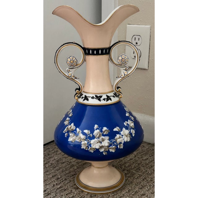 Mid 19th Century Mid 19th Century French Rococo Revival Porcelain Hand-Painted Gilded Bacchanal Putti Holding Vine Motif Double-Handled Footed Baluster Vase For Sale - Image 5 of 7
